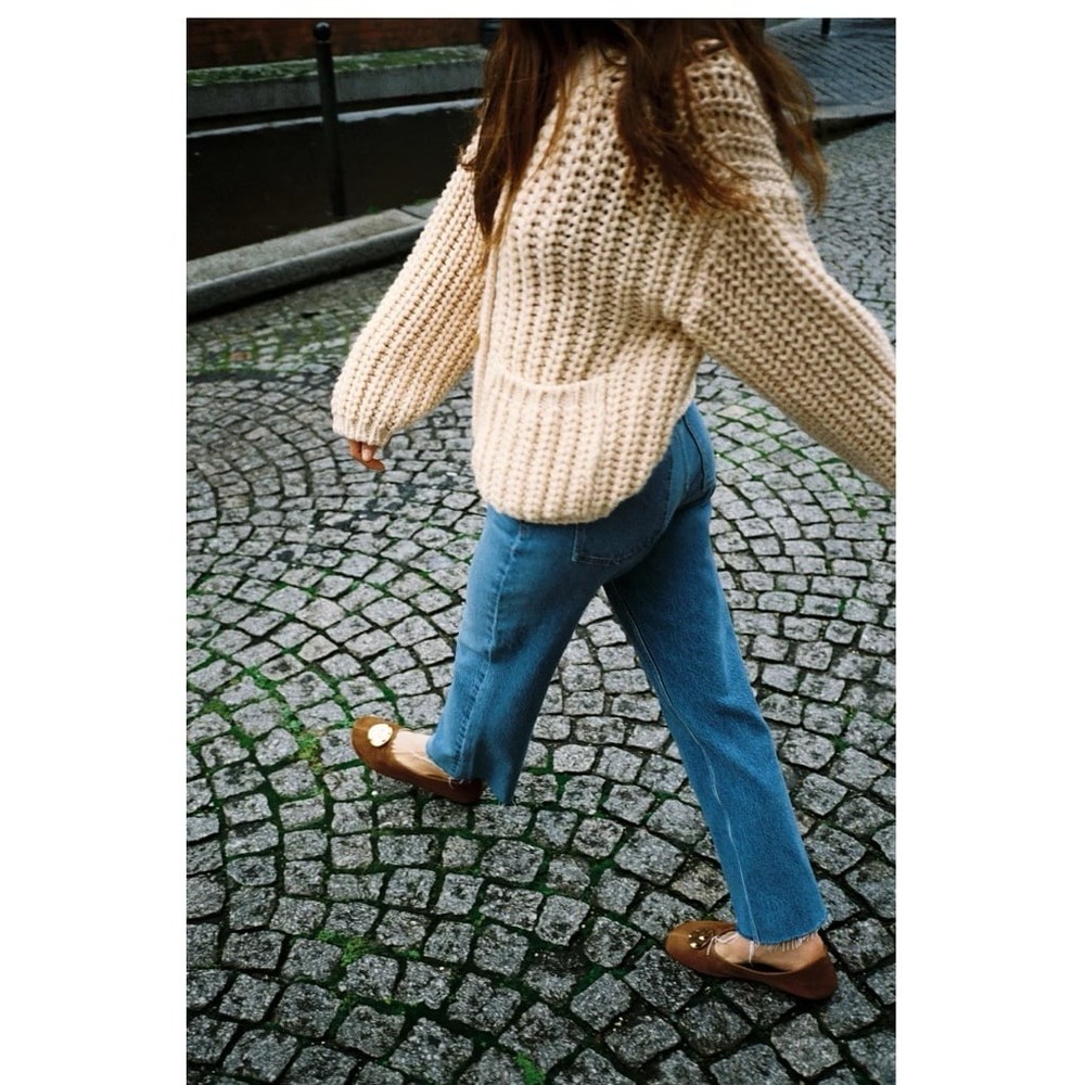 Zara‎ Straight Leg Denim Jeans Size 4